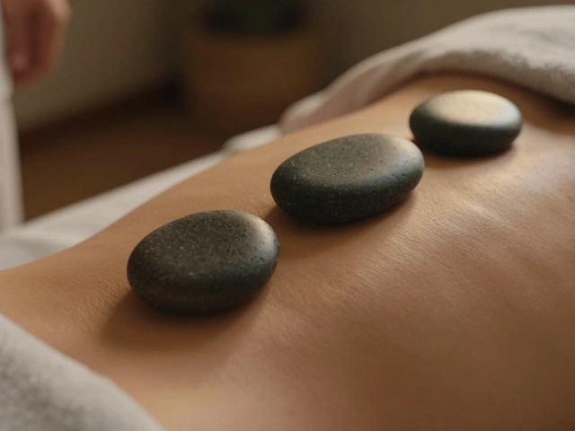 Massage aux pierres chaudes : Bienfaits, procédure et conseils pratiques